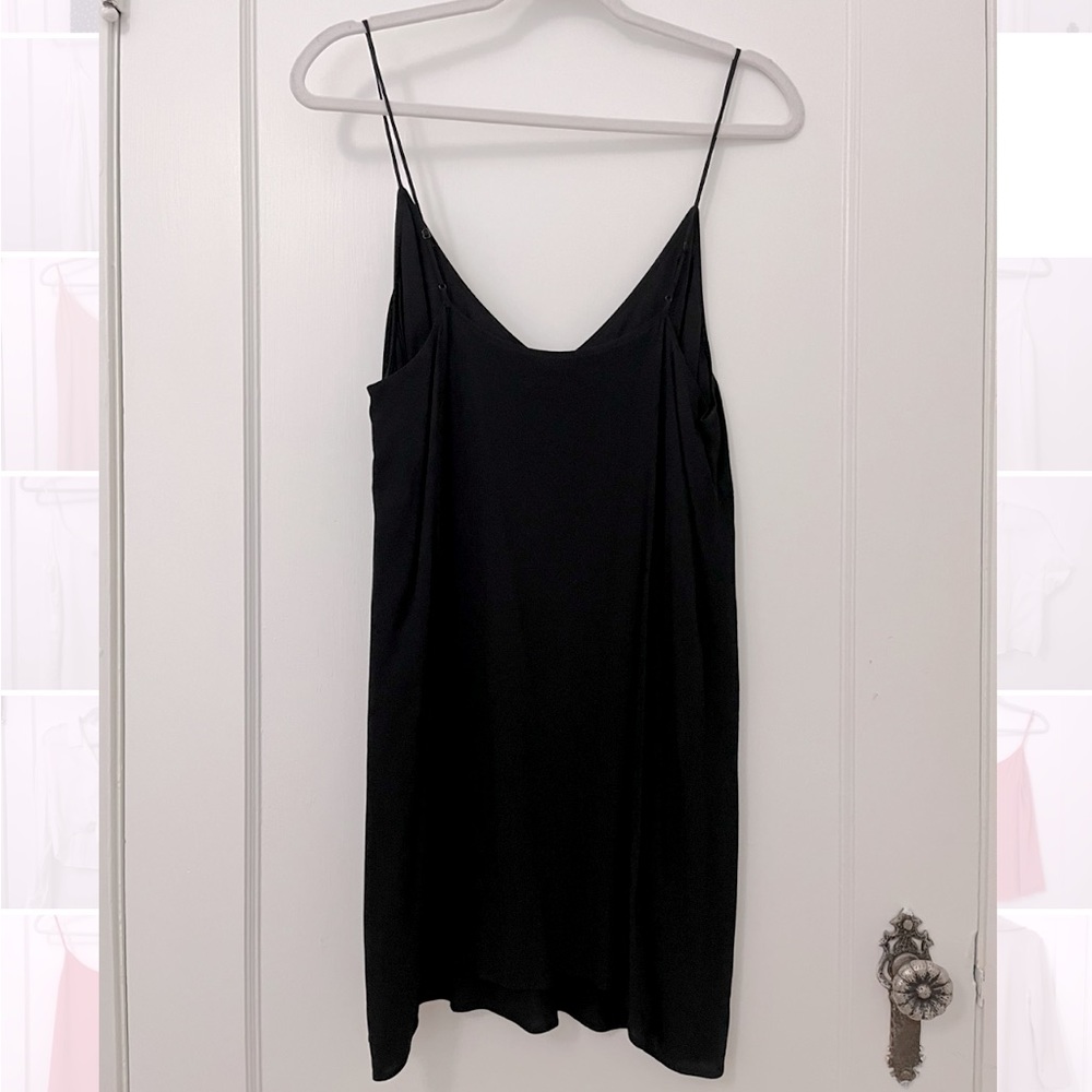 Now available! – Aritzia Wilfred Free Vivienne Slip Dress - Picture 4 of 4